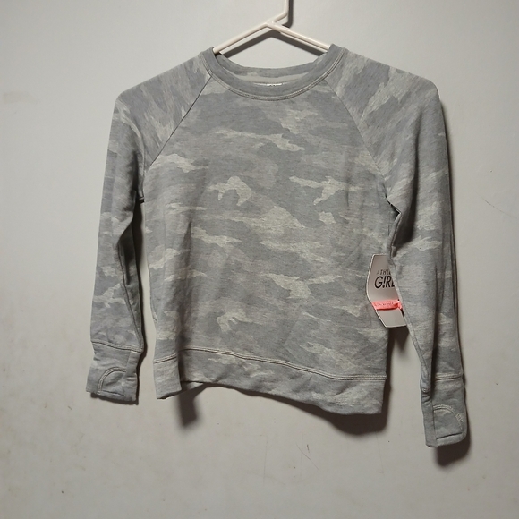 Athletca Girls Gray Camo Long Sleeve Sweatshirt . NWT. Size 7 - Picture 1 of 10